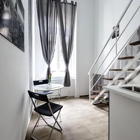 Rio's Stylish Flats Boedapest