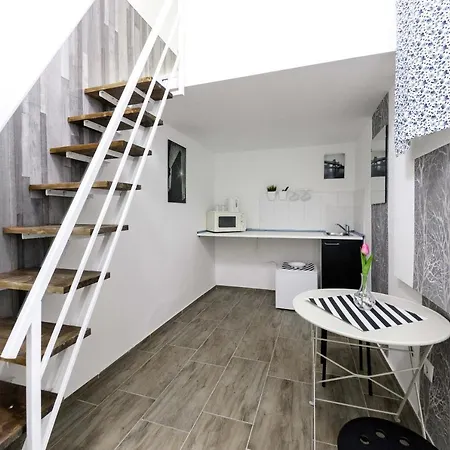Rio's Stylish Flats * Boedapest