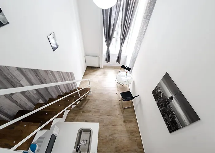 Rio's Stylish Flats *